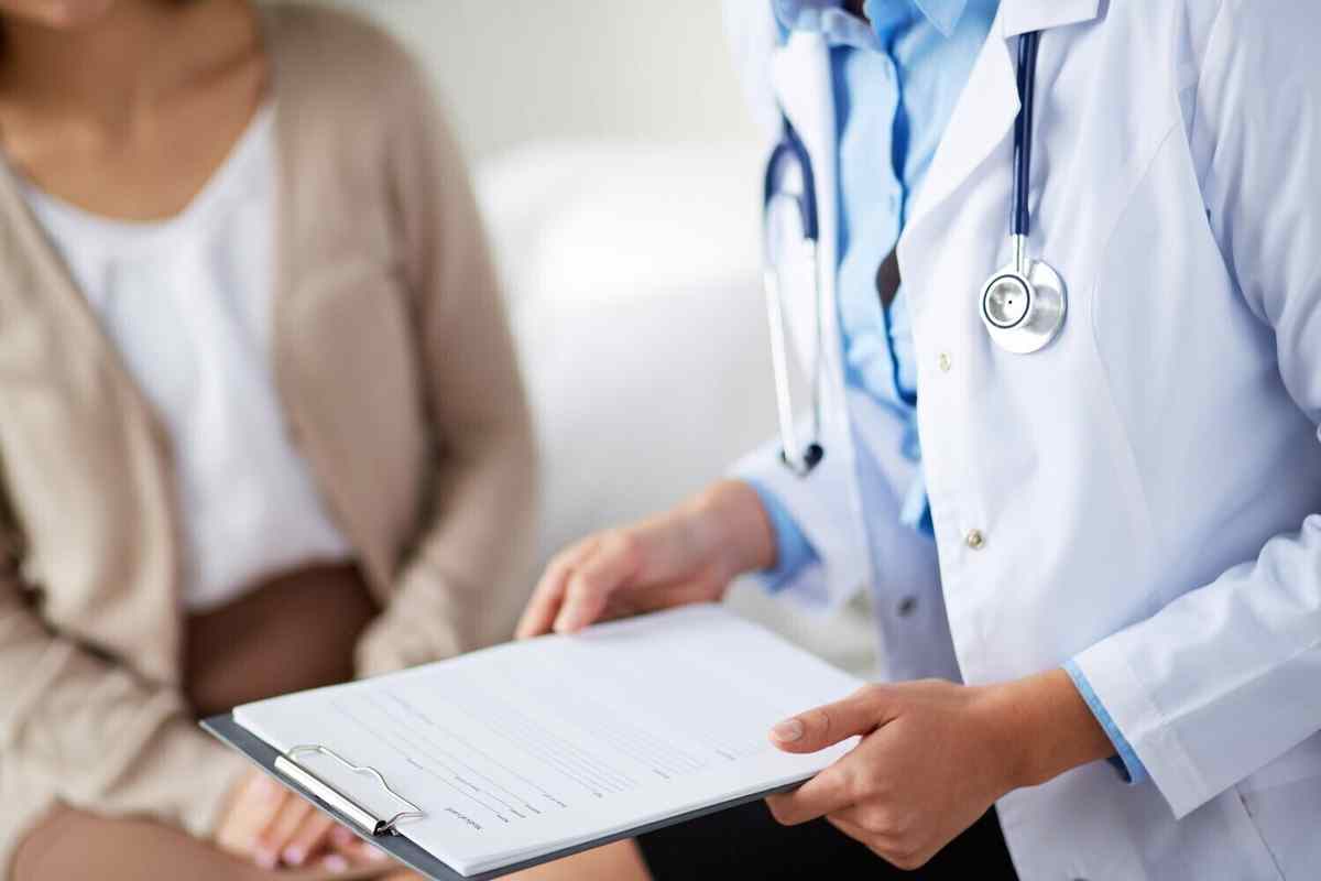 В Украине изменили продолжительность лечения пациентов с COVID-19