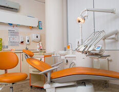 Стоматологічний центр Granate Clinic (Гранат Клінік), ул. Митрополита Шептицкого, 4 - фото 1