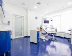 Стоматологічний центр Granate Clinic (Гранат Клінік), ул. Михаила Ломоносова 46/1 - фото 1