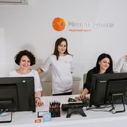 Мати та дитина