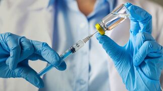 Минздрав прокомментировал смерть украинца после вакцинации Pfizer