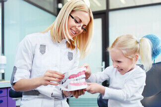 Как сделать поход ребенка к стоматологу приятным?