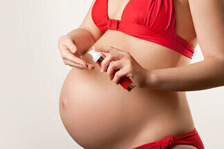 Косметика для беременных: что можно, а что — ни в коем случае? Интервью с гинекологом