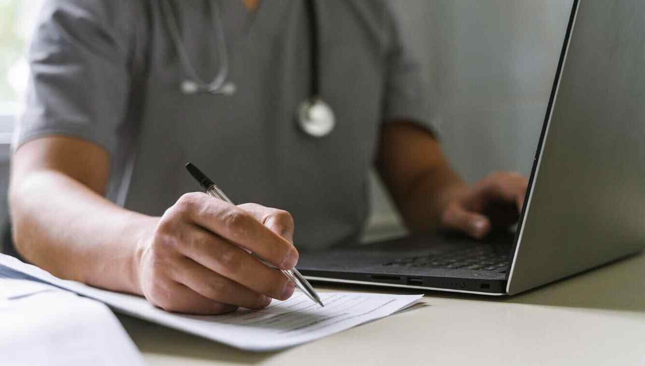 МОЗ України повідомило, де можна отримати безкоштовну медичну консультацію